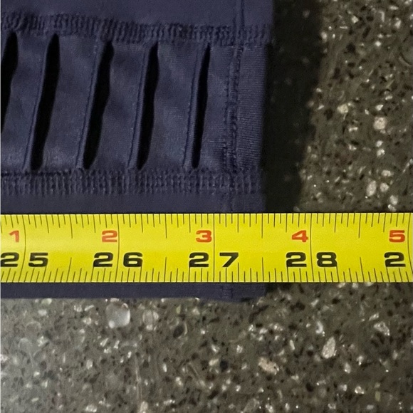 ✨Pristine✨ ALO Yoga Navy High Waisted Moto Leggings Activewear Workout Gym - Picture 10 of 10